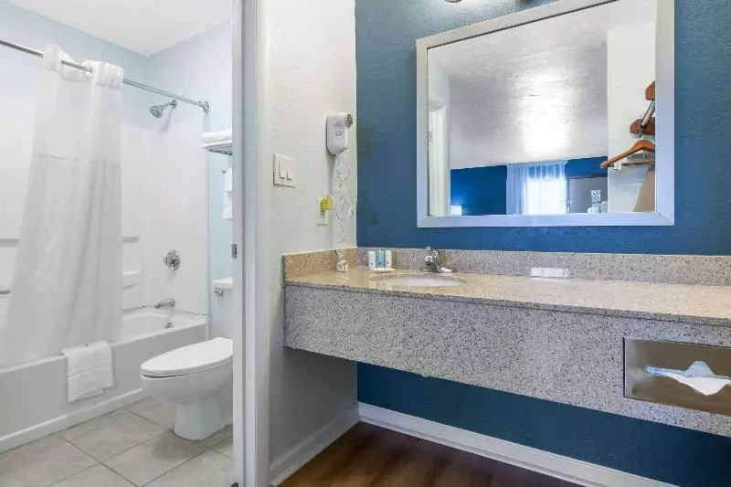 スタンダードルーム, Quality Inn Carolina Oceanfront