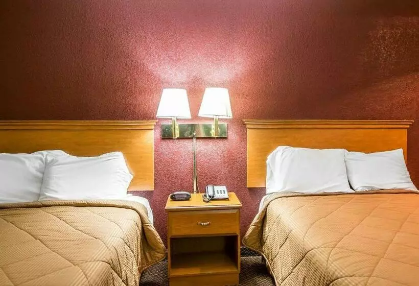 2ダブルベッドのスタンダードルーム, Rodeway Inn Expo Center
