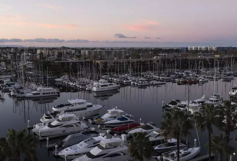 اتاق استاندارد با تخت دوبل و چشم‌انداز, The Ritzcarlton, Marina Del Rey