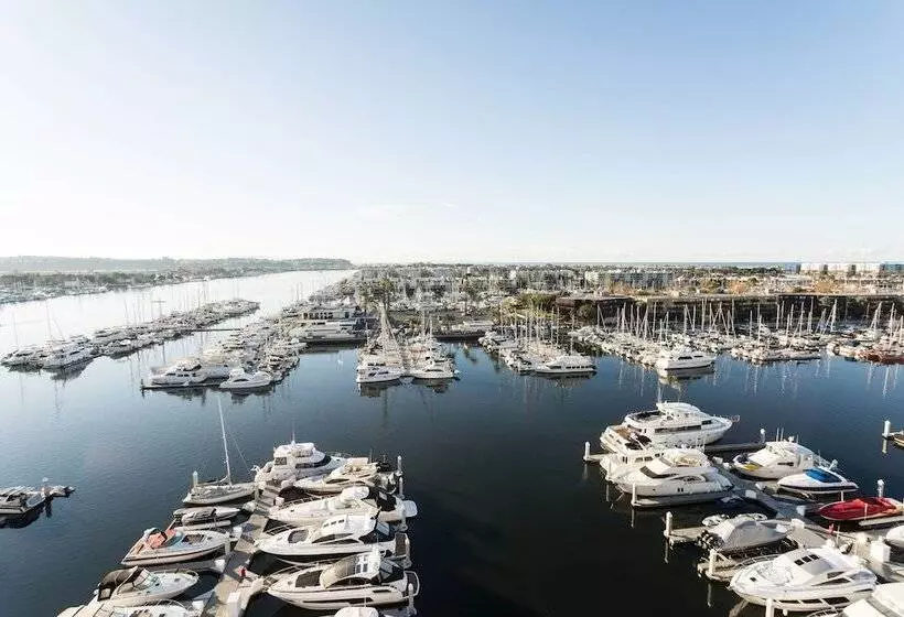 اتاق استاندارد با تخت دوبل و چشم‌انداز, The Ritzcarlton, Marina Del Rey