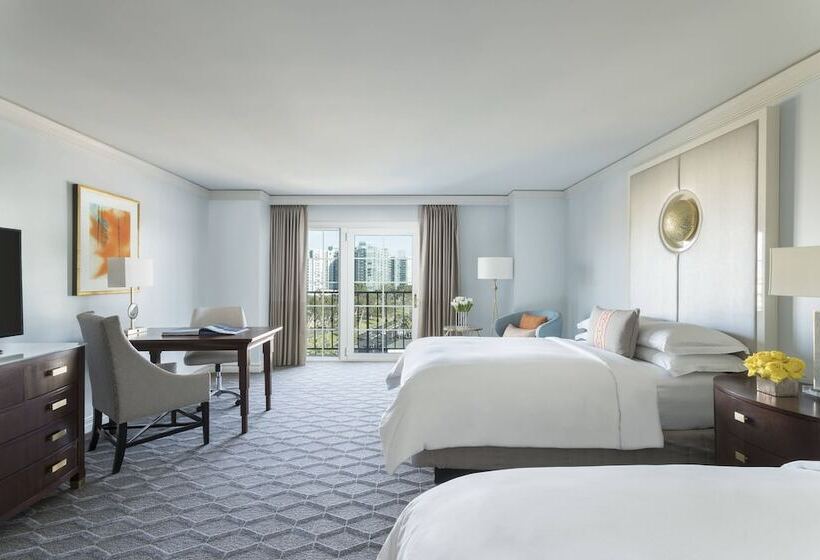 Номер Клуб, The Ritzcarlton, Marina Del Rey