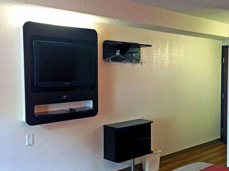 غرفة ديلوكس, Motel 6 Omaha, Ne