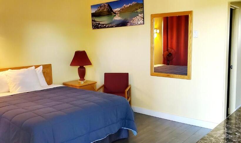 Семейный Номер, Port O Call Inn