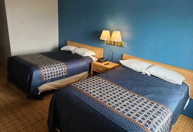 غرفه قياسيه سريرين مزدوجين, Travelodge By Wyndham Stockton