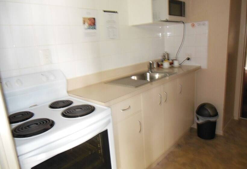 침실 2개 아파트, Asure Camelot Arms Motor Lodge