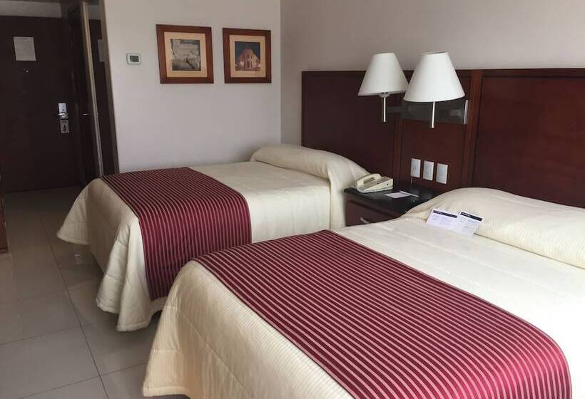 غرفة تنفيذية, Fortin Plaza