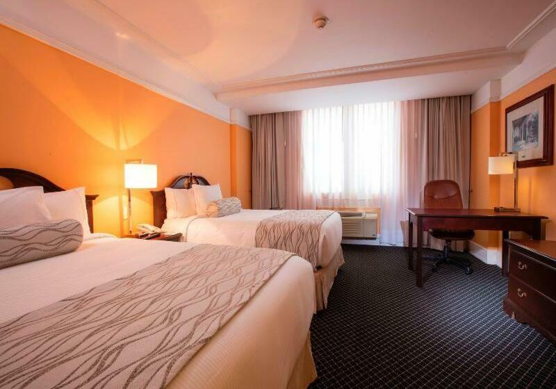 اتاق استاندارد, Krystal Satelite Maria Barbara