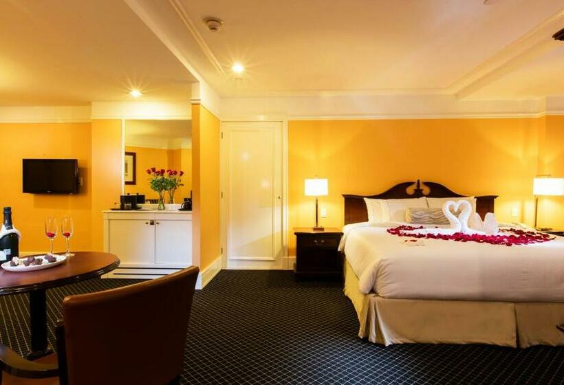 سوییت جونیور, Krystal Satelite Maria Barbara