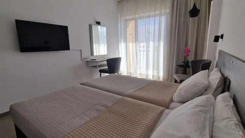 Standard Single Room Sea View