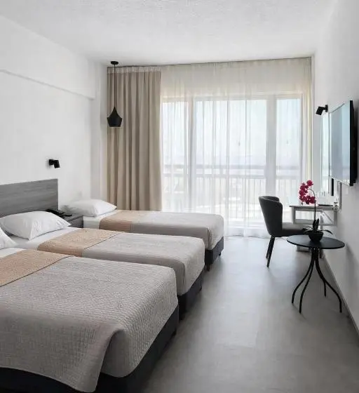 Triple Room Sea View, Navarria Blue