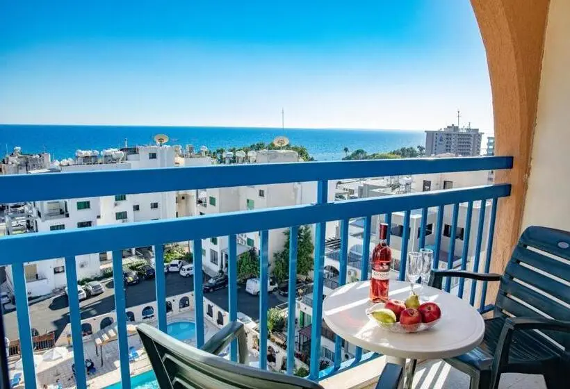 Triple Room Sea View, Navarria Blue