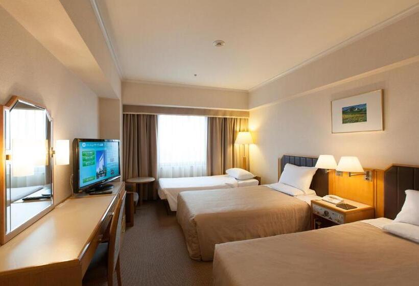 スタンダードトリプルルーム, New Otani Takaoka