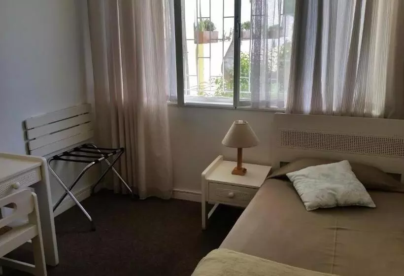 اتاق استاندارد یک نفره, Pension d'Avignon