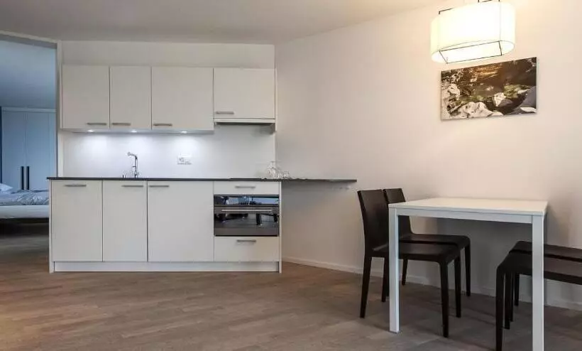 Suite with lake view, Stella Sa