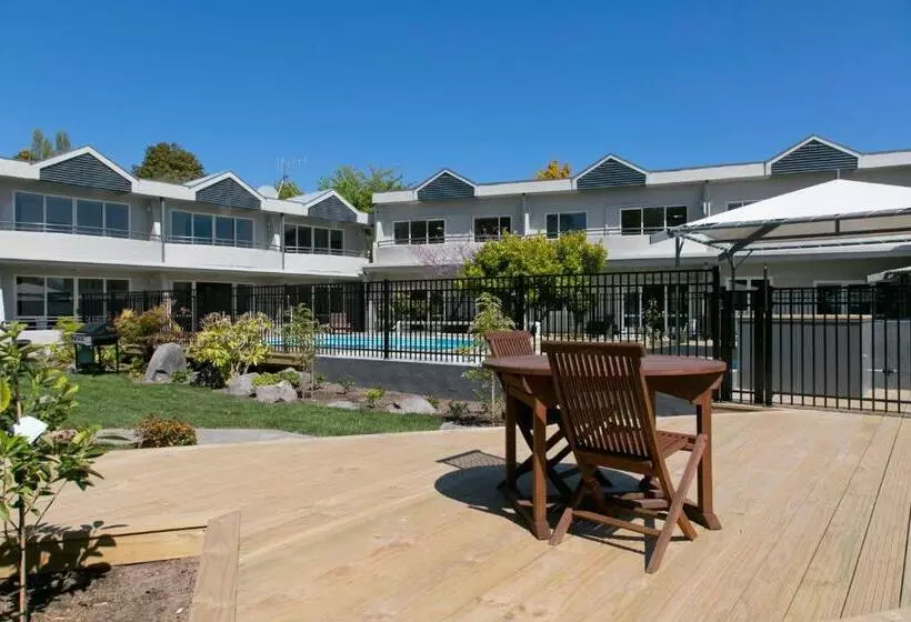 プールビューの２ベッドルームアパート, Anchorage Resort Taupo Nz