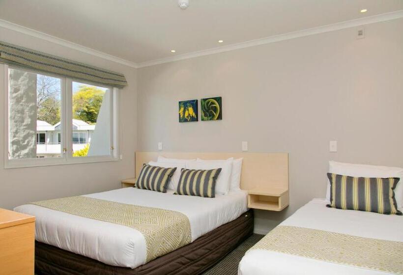 2 Bedrooms Apartment Lake View, Anchorage Resort Taupo Nz