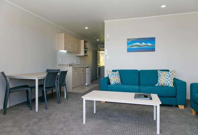 شقة غرفة واحدة مطلة على حمام السباحة, Anchorage Resort Taupo Nz