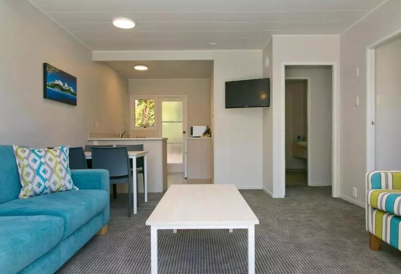 プールビューの２ベッドルームアパート, Anchorage Resort Taupo Nz