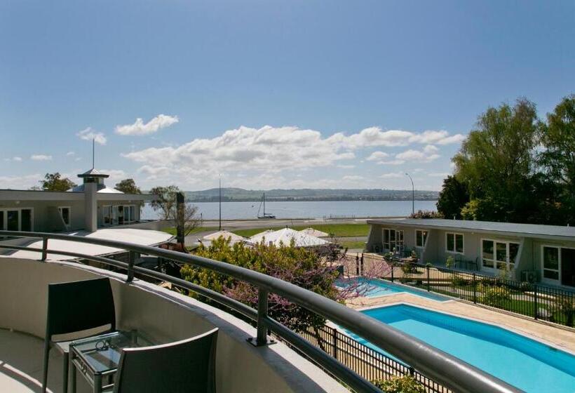 2 Bedrooms Apartment Lake View, Anchorage Resort Taupo Nz
