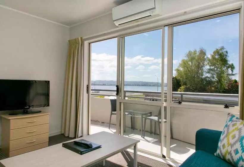 2 Bedrooms Apartment Lake View, Anchorage Resort Taupo Nz