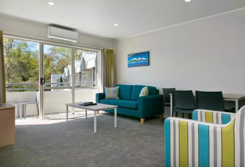 2 Bedrooms Apartment Lake View, Anchorage Resort Taupo Nz