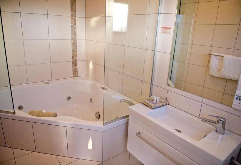 바다 전망 이그제큐티브 스위트, The Oceanside Motel