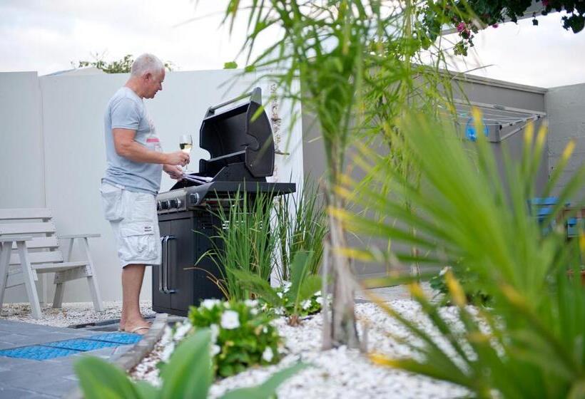 바다 전망 이그제큐티브 스위트, The Oceanside Motel