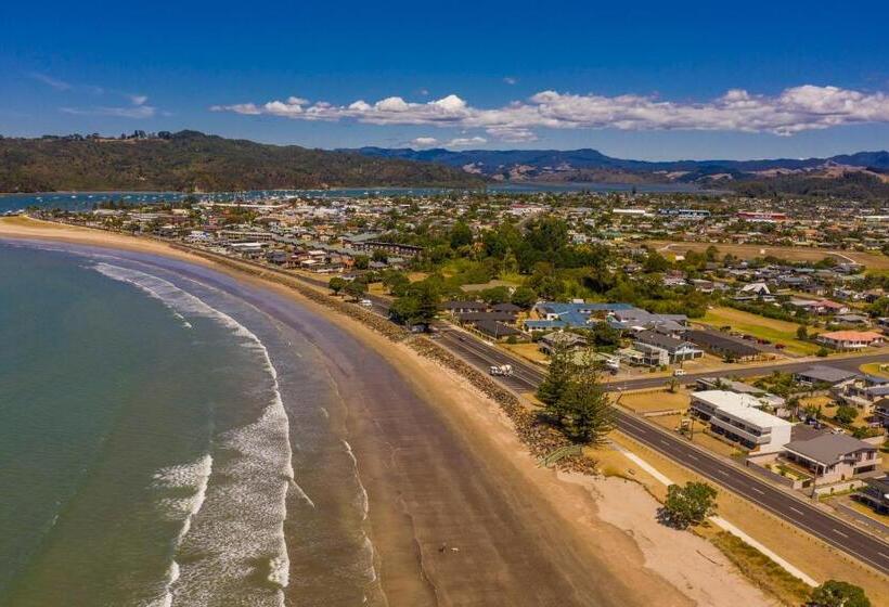 Люкс Вид на Море, The Oceanside Motel
