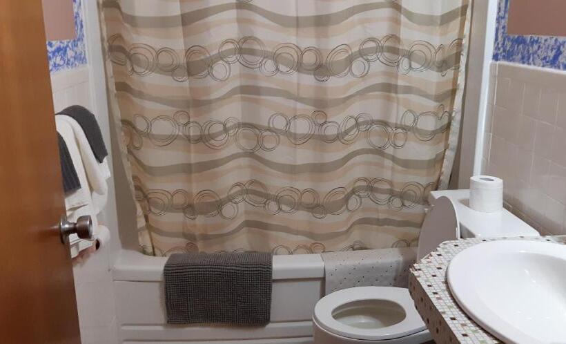 标准间, Pine Grove Motel