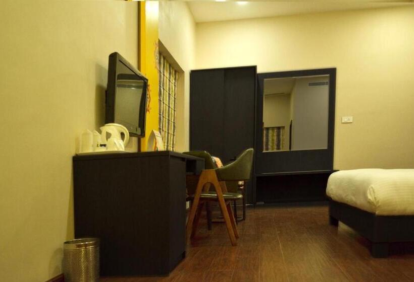 חדר סטנדרט, Asansol International