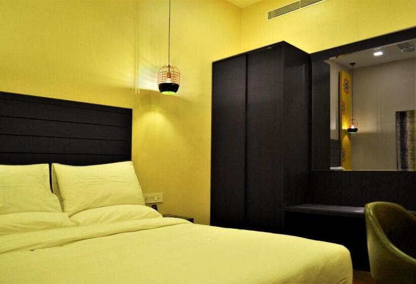 غرفة ديلوكس, Asansol International