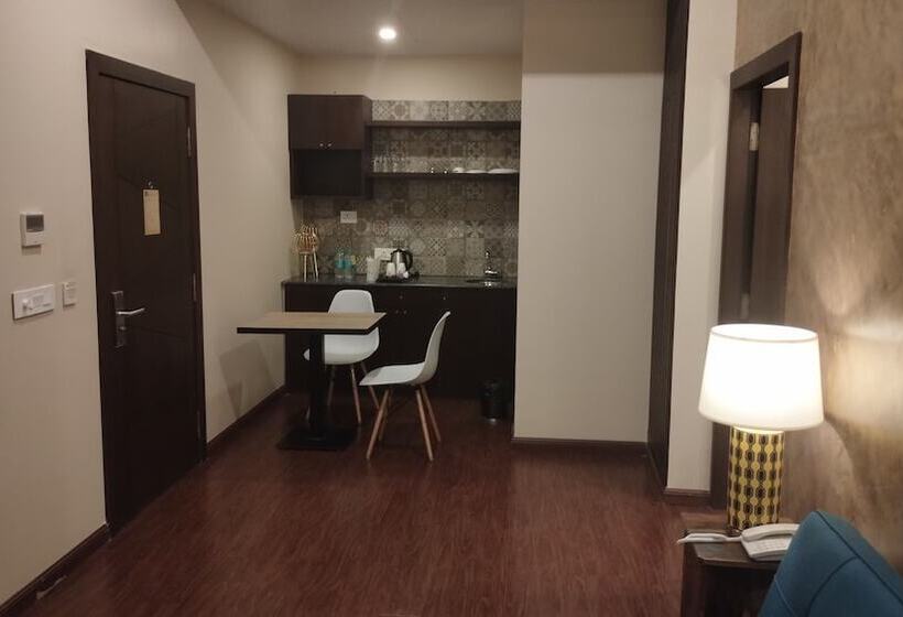 غرفة ديلوكس, Asansol International