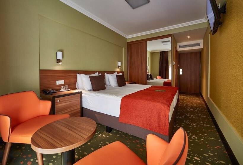 标准间带江景, Boutique Hotel Victoria Budapest