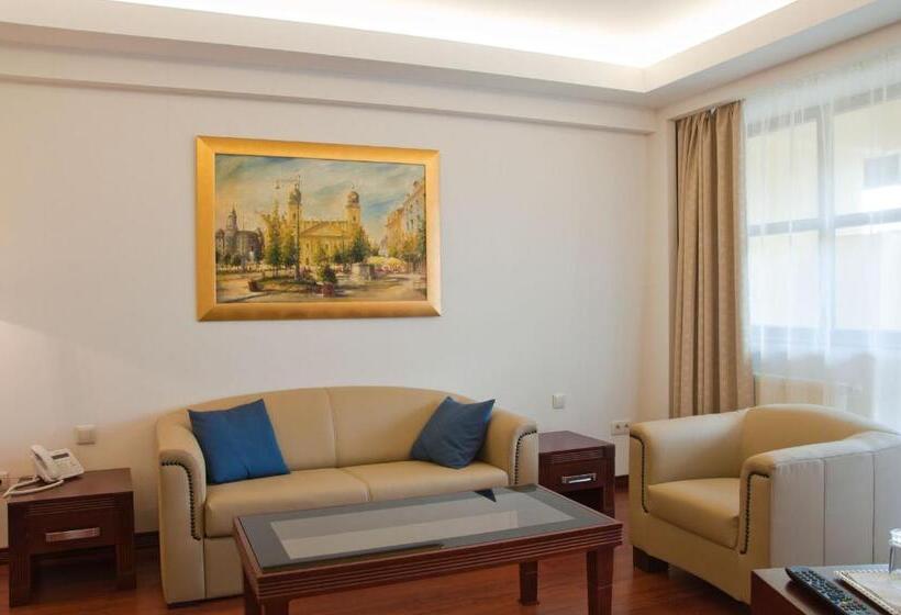 Президентский Люкс, Centrum