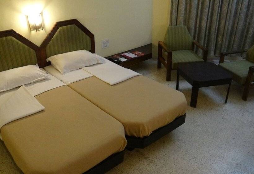 اتاق اجرایی, Paradise