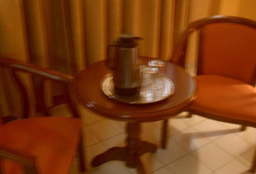 اتاق استاندارد, Soriente