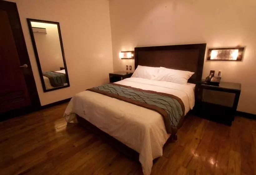 Chambre Deluxe, Century