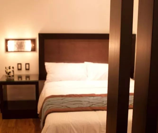Chambre Deluxe, Century