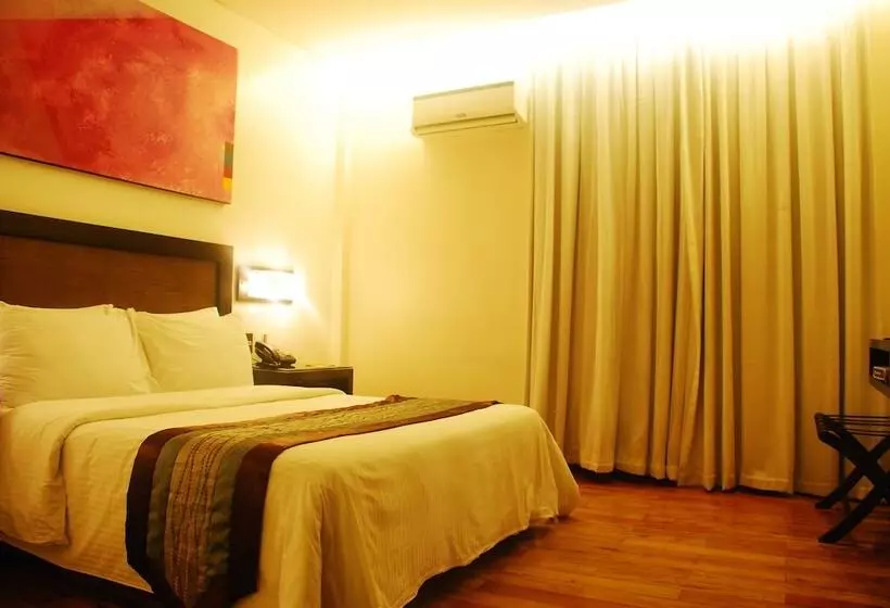 Chambre Deluxe, Century