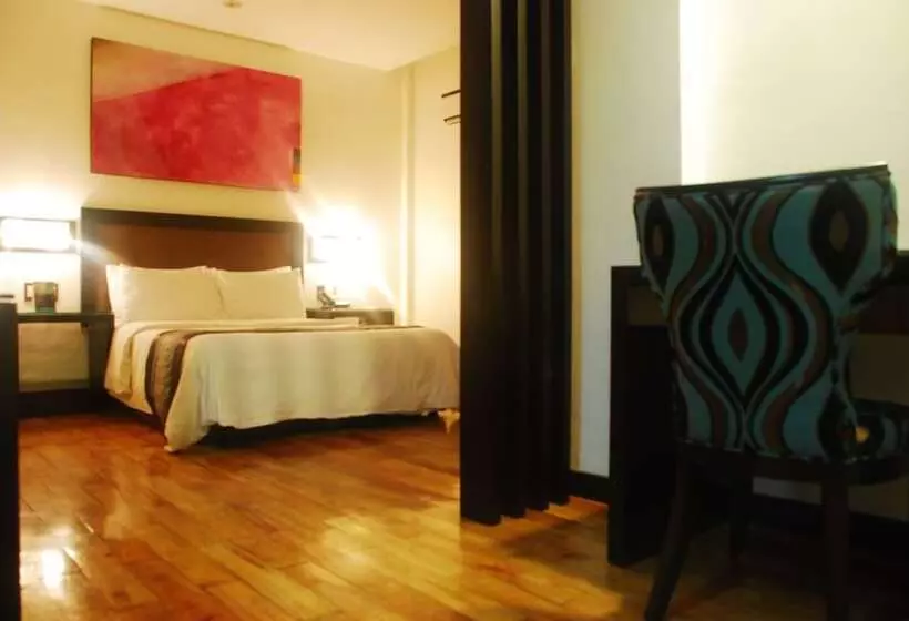 Chambre Deluxe, Century