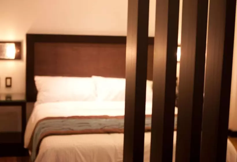 Chambre Deluxe, Century