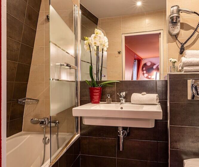 スタンダードトリプルルーム, Ariane Montparnasse By Patrick Hayat