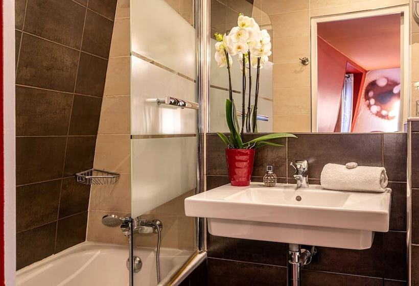 スタンダードトリプルルーム, Ariane Montparnasse By Patrick Hayat