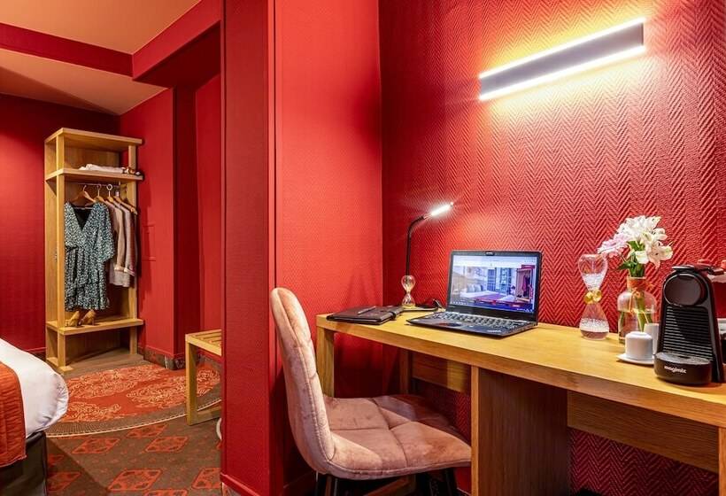 コンフォートルーム, Ariane Montparnasse By Patrick Hayat