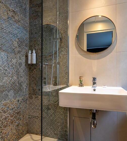 クラシックルーム, Ariane Montparnasse By Patrick Hayat