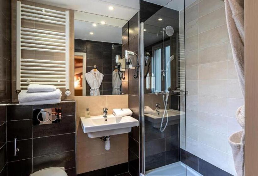 スーペリアールーム, Ariane Montparnasse By Patrick Hayat