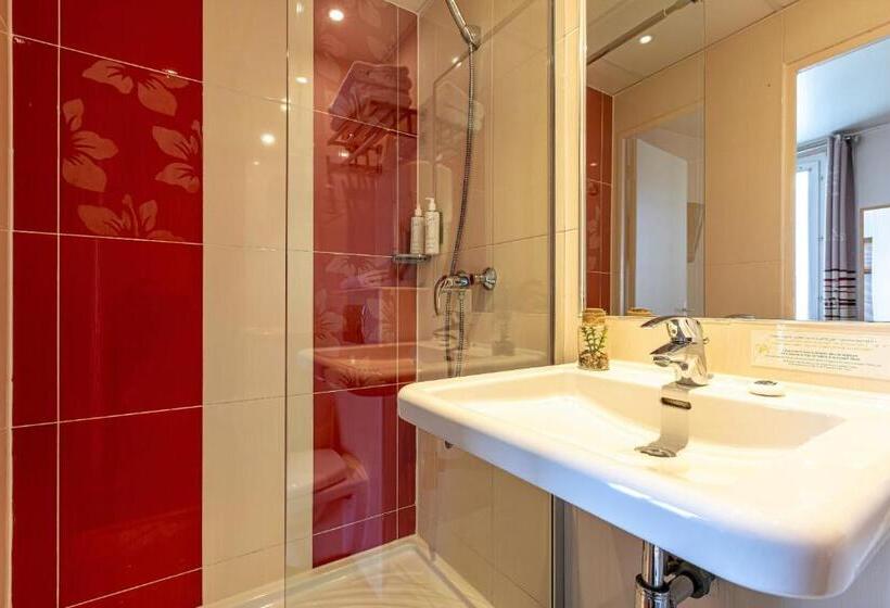 コンフォートルーム, Ariane Montparnasse By Patrick Hayat