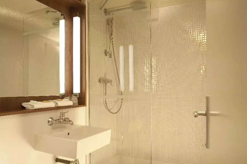 スタンダードルーム, Campanile Villennes Sur Seine   Poissy   Hôtel Rénové En 2024