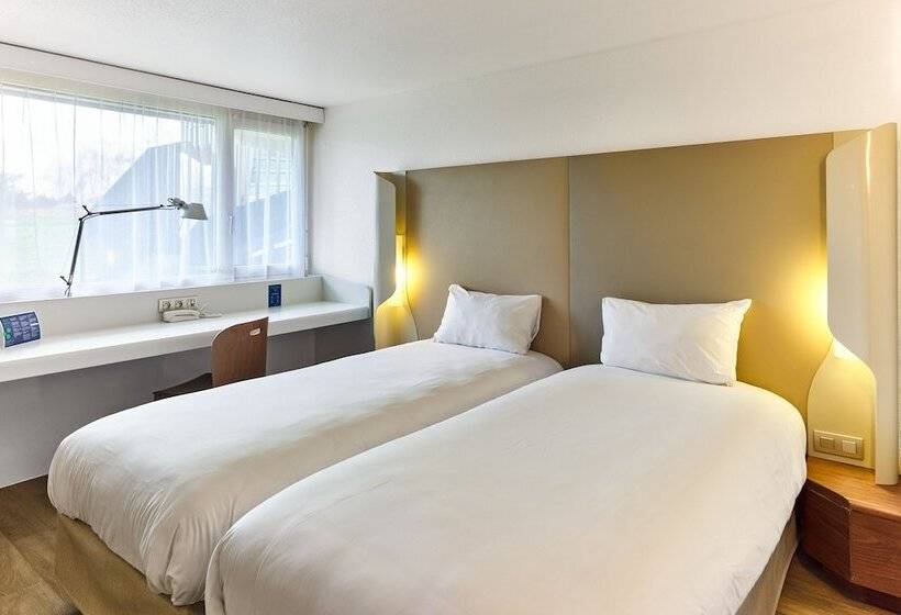 Номер Стандарт, Campanile Villennes Sur Seine   Poissy   Hôtel Rénové En 2024