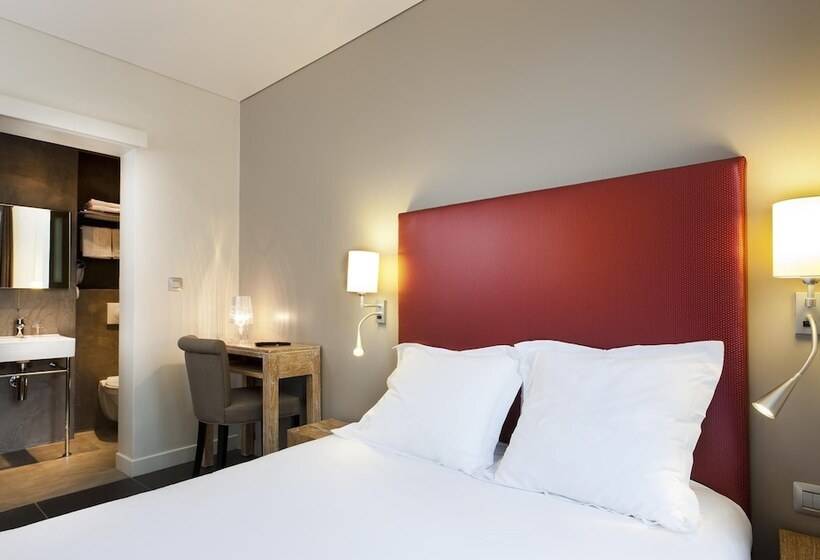 스탠다드 룸, Douglas